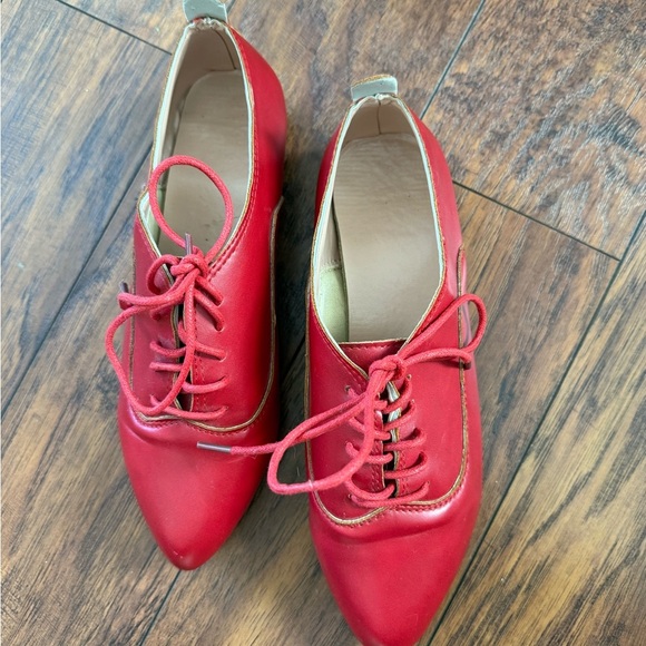 Vintage Leather Red Oxford Shoes | Size 38 (7.5) - Picture 3 of 9